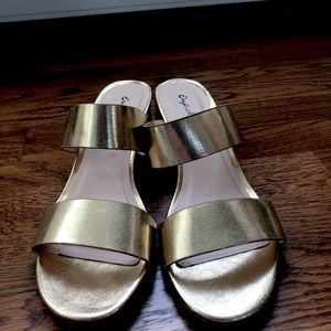 NEW! Lulus Gold Mule Sandal